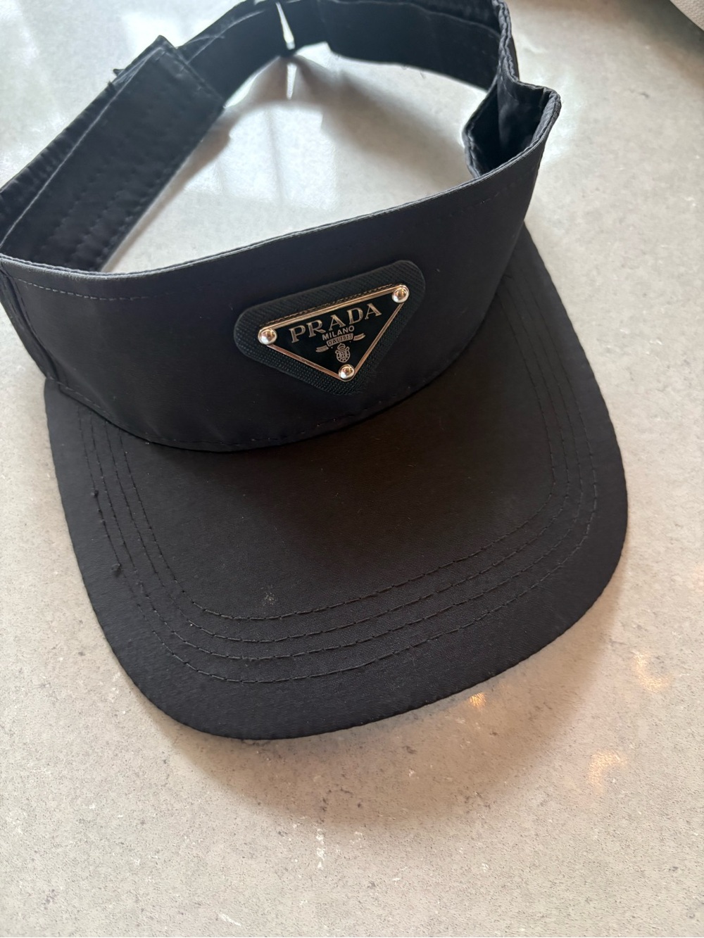 design inspired Black Logo Visor